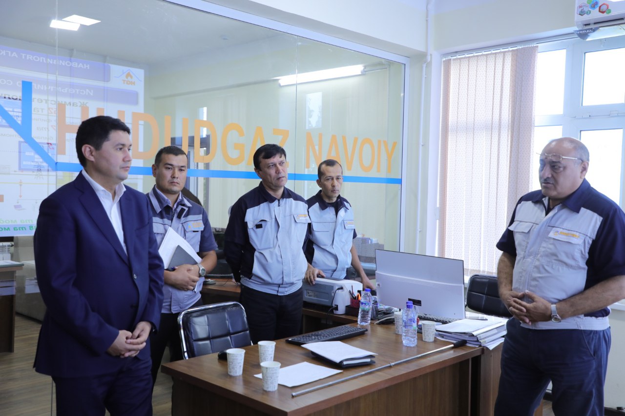 Ishchi guruhi vakillari “HUDUDGAZ NAVOIY” gaz taʼminoti filiali faoliyatini o‘rgandi