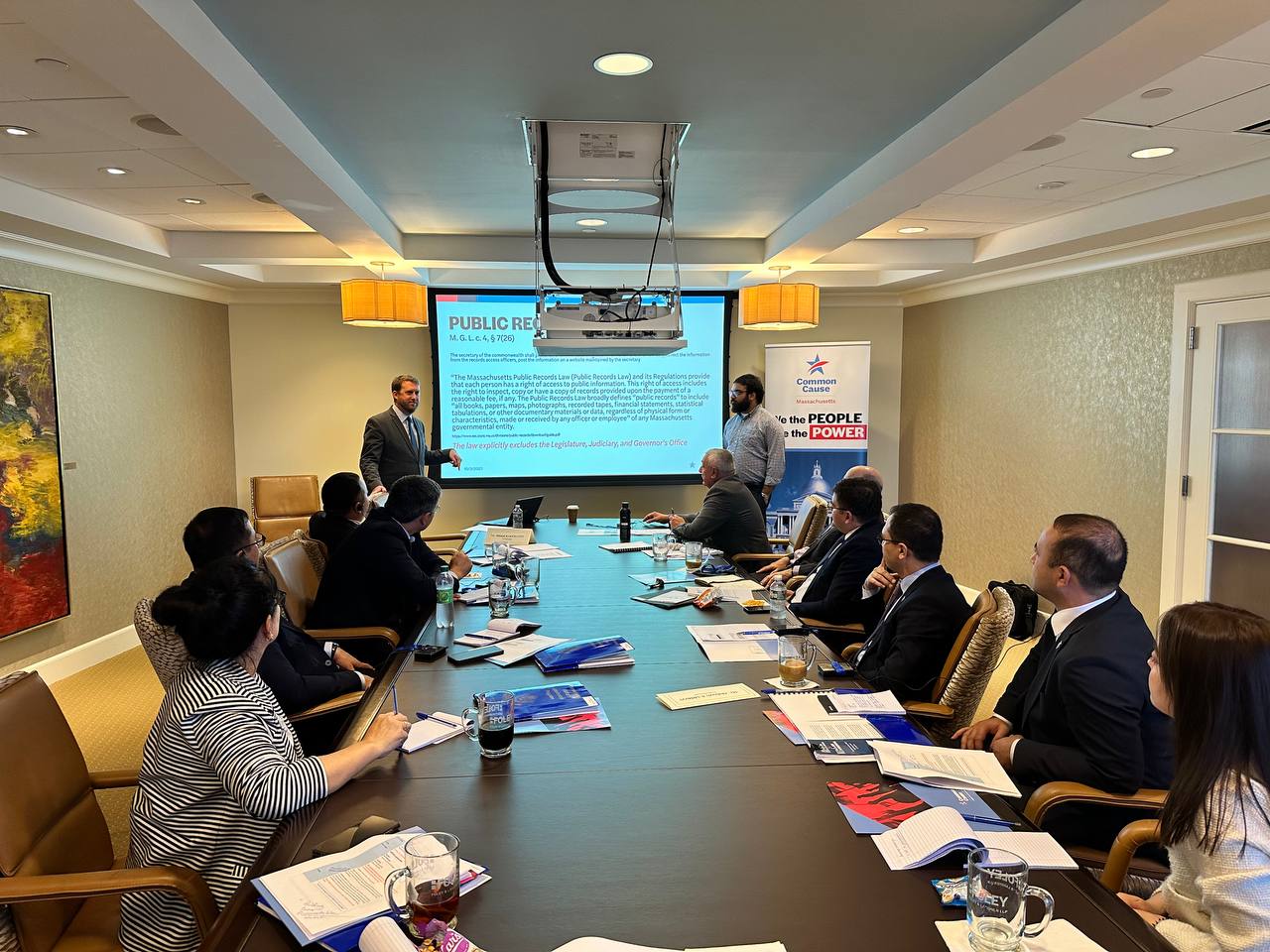 Изучен опыт противодействия коррупции США